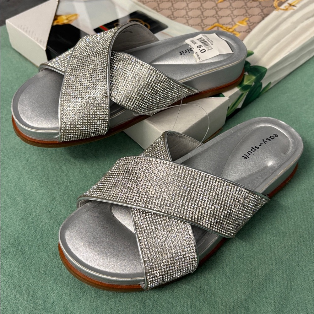 NWT Easy Spirit SEJUDY’s Glittering Silver Slip On Sandals Criss Cross Straps 6 - Picture 15 of 16